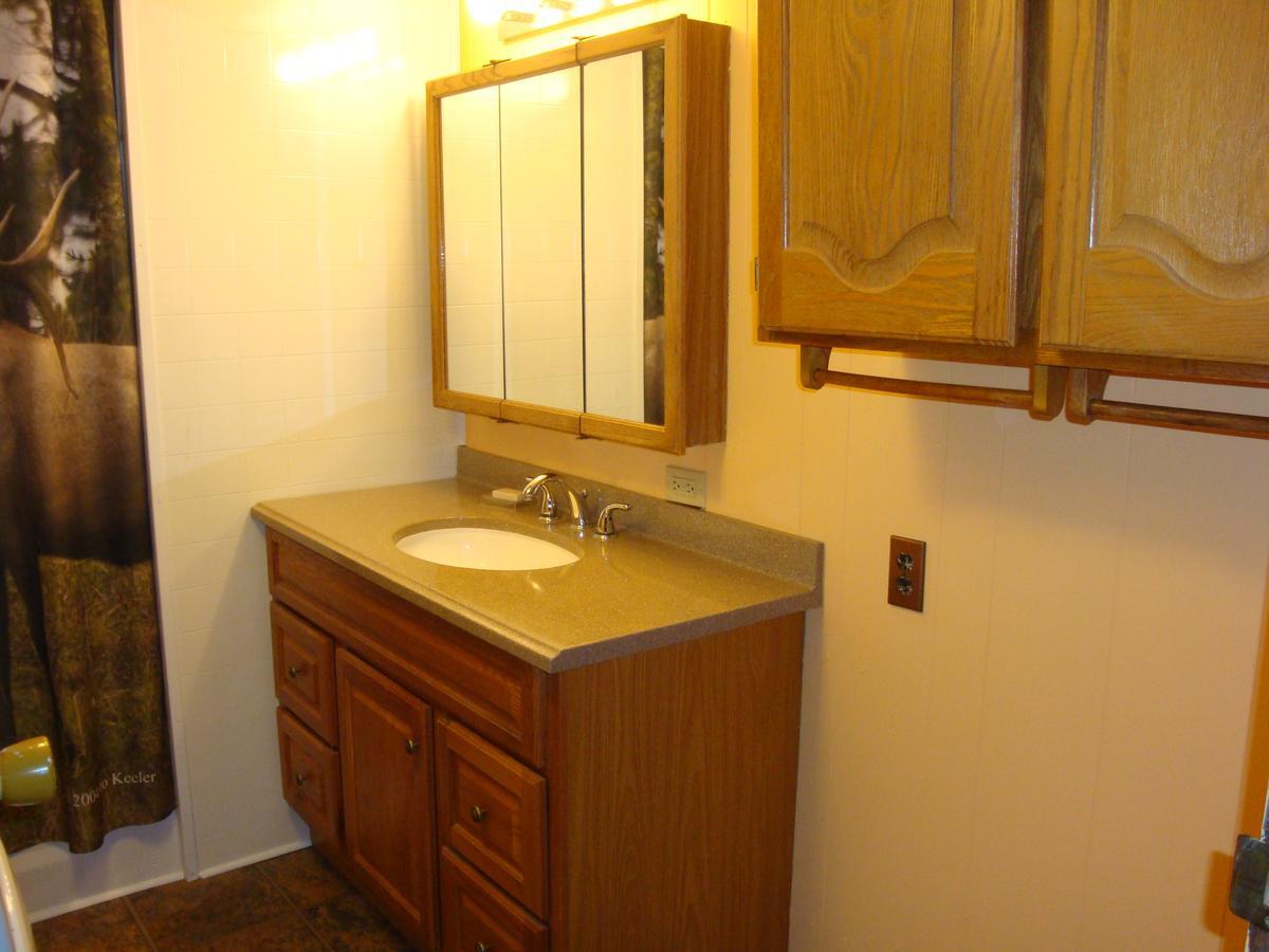 Yellowstone Wildlife Cabins Уест Йелоустоун Екстериор снимка